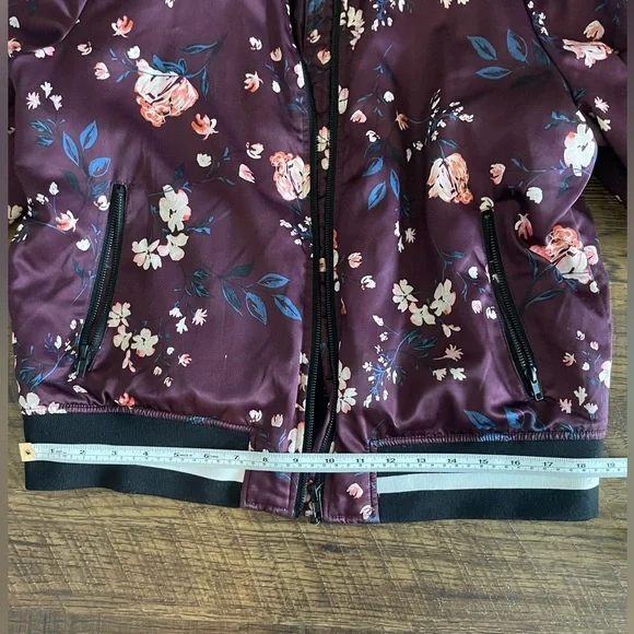 Purple floral bomber jacket, Size Large - Picture 2 of 5